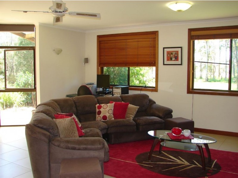 # Carrington Road, Atherton QLD 4883