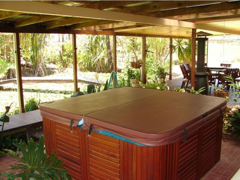 # Carrington Road, Atherton QLD 4883