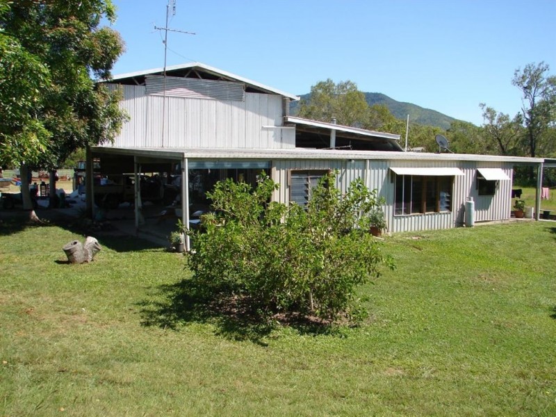 # Bakers Road, Mt Molloy, Mareeba QLD 4880