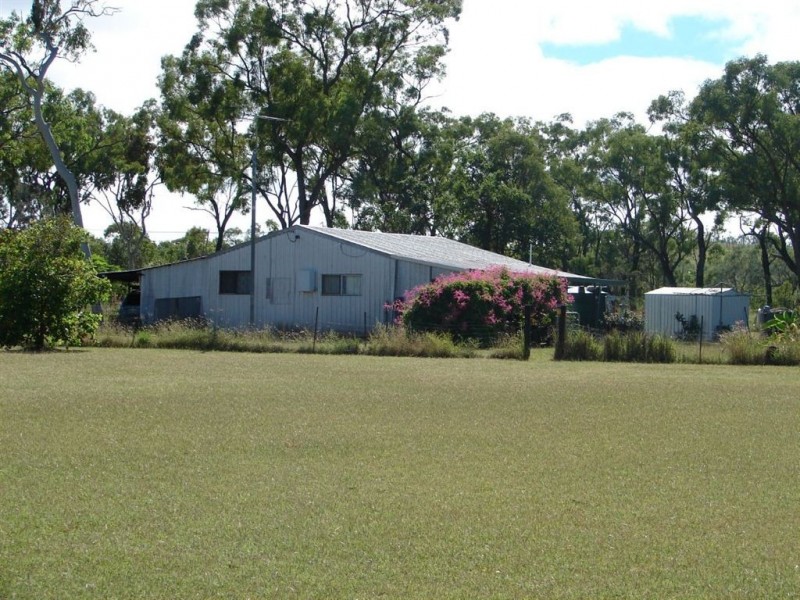# Featherbed Station, Mareeba QLD 4880