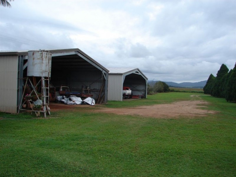 # Mehmet Road, Atherton QLD 4883