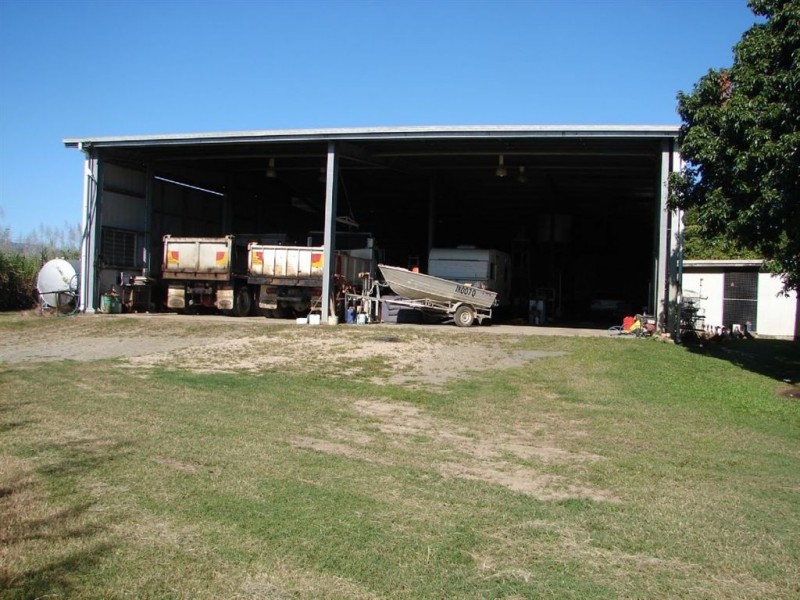 # Wrights Creek, Edmonton QLD 4869