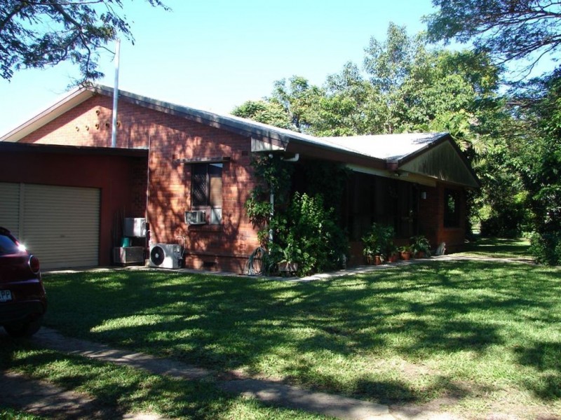 # Wrights Creek, Edmonton QLD 4869