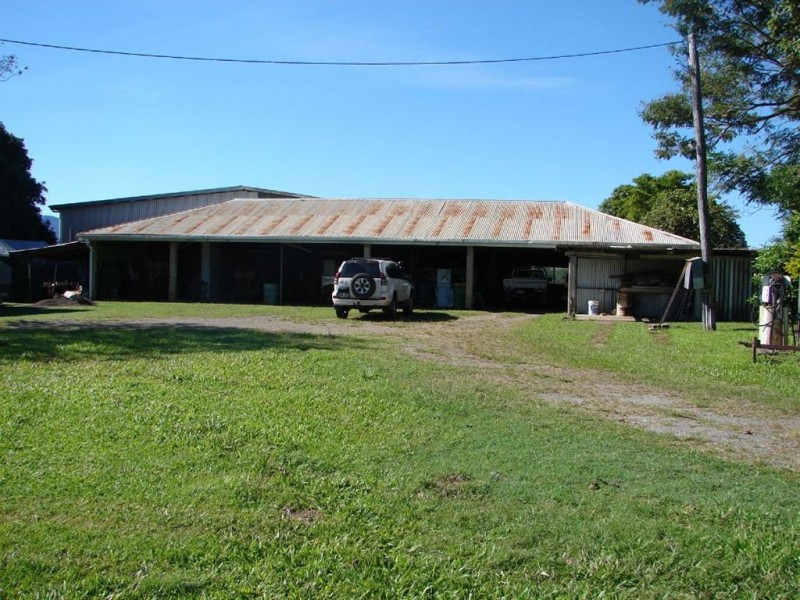 # Wrights Creek, Edmonton QLD 4869