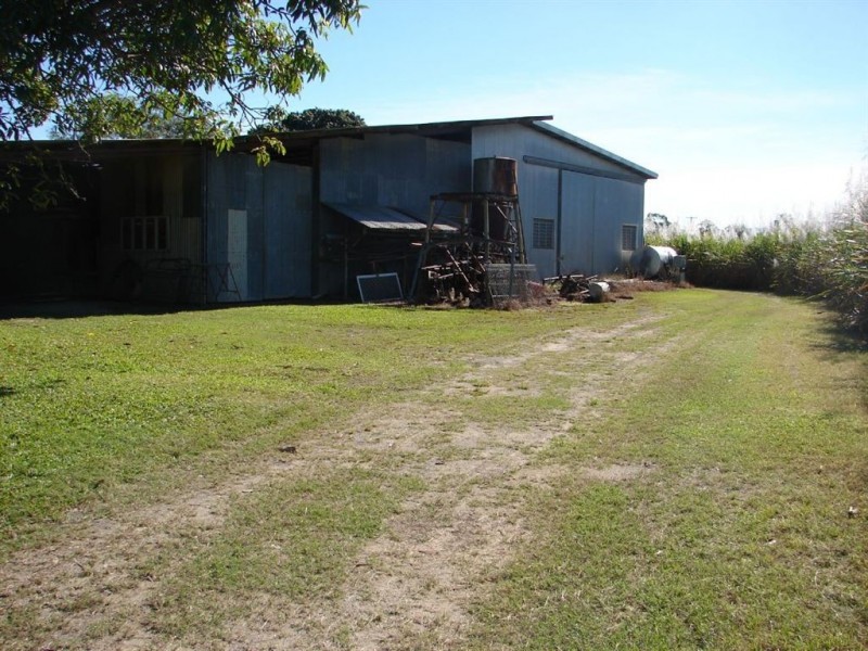 # Wrights Creek, Edmonton QLD 4869