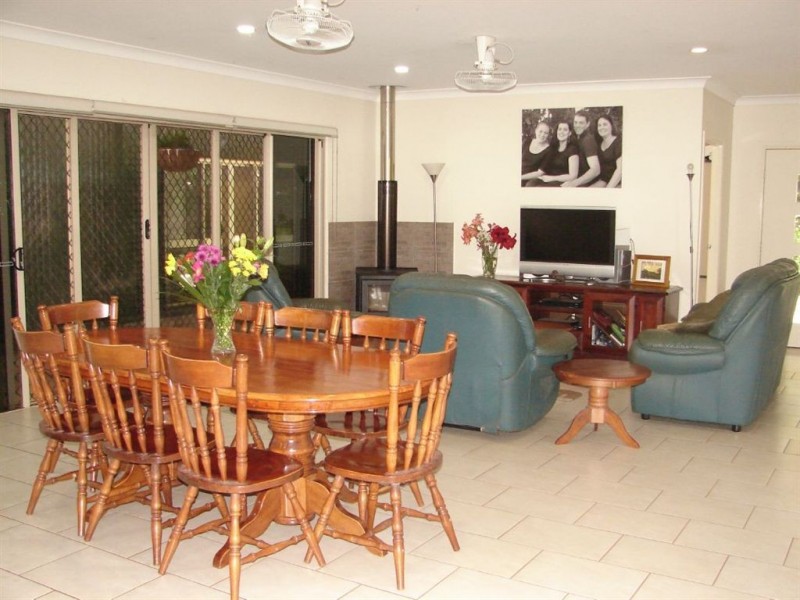 # Weaver Street, Atherton QLD 4883