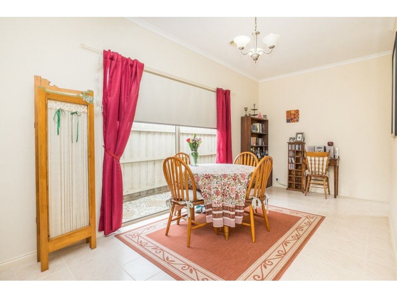 2/20 Anglia Court, Werribee VIC 3030