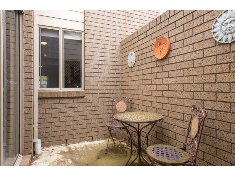 2/20 Anglia Court, Werribee VIC 3030