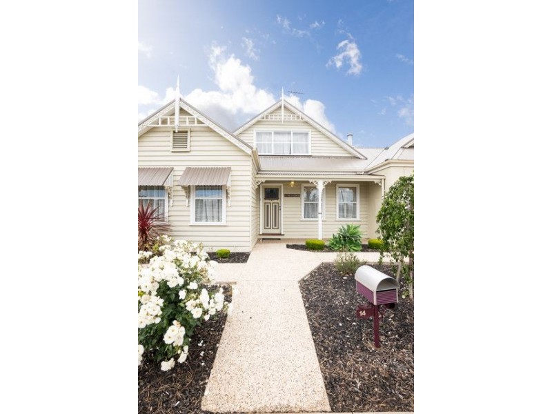 14 Balladong Crescent, Tarneit VIC 3029