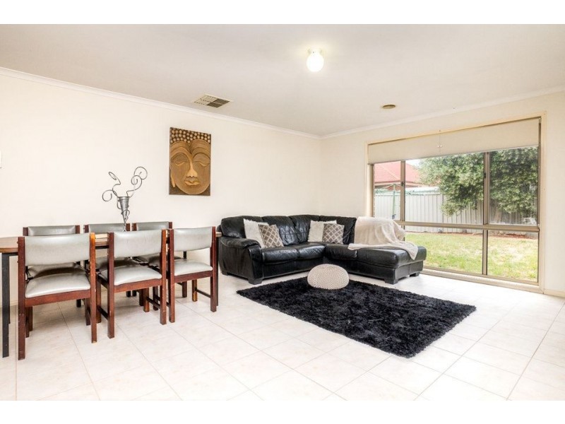 9 Sandalwood Circuit, Tarneit VIC 3029