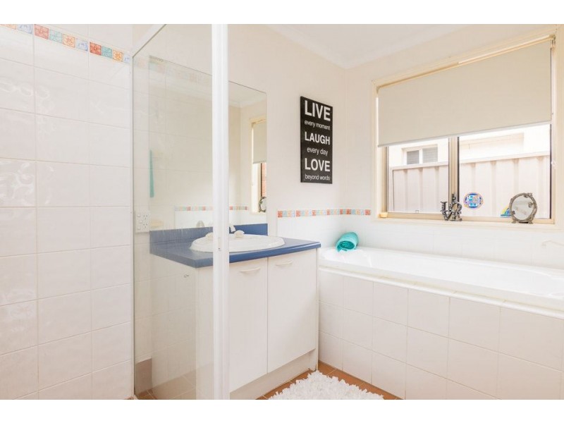 9 Sandalwood Circuit, Tarneit VIC 3029