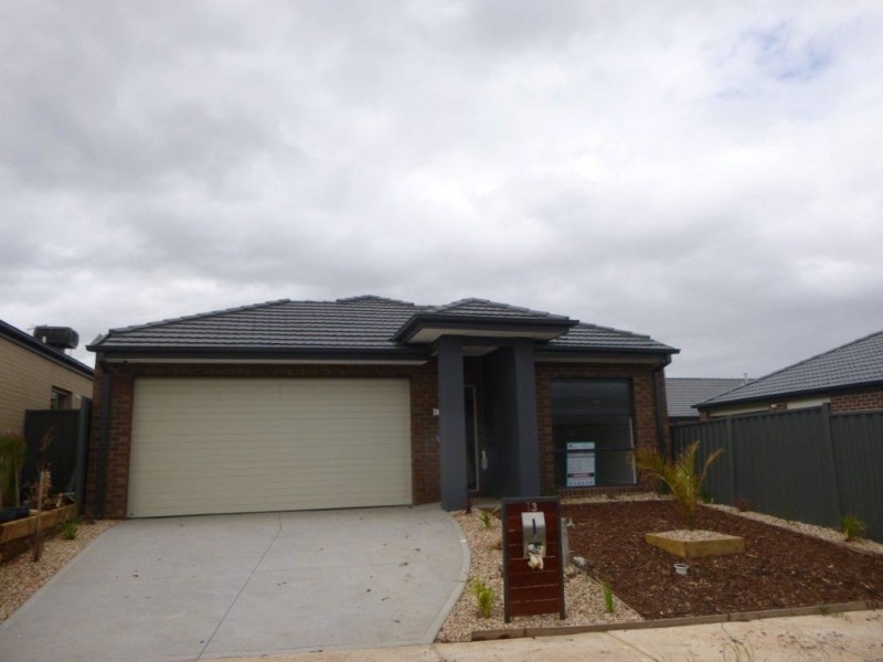 13 Mondra Terrace, Wyndham Vale VIC 3024