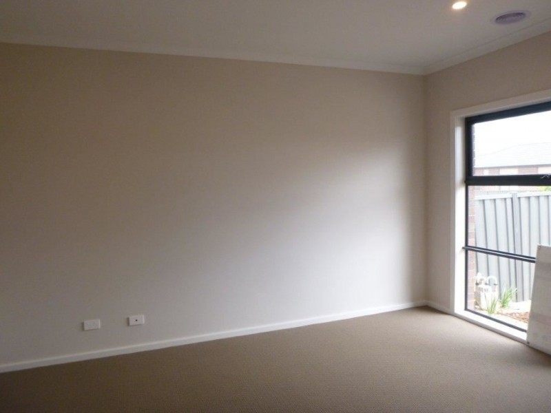 13 Mondra Terrace, Wyndham Vale VIC 3024