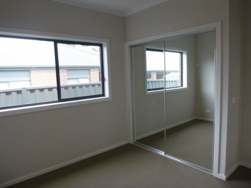 13 Mondra Terrace, Wyndham Vale VIC 3024