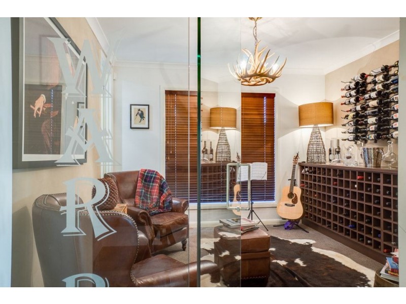 55 Vaucluse Boulevard, Sanctuary Lakes VIC 3030