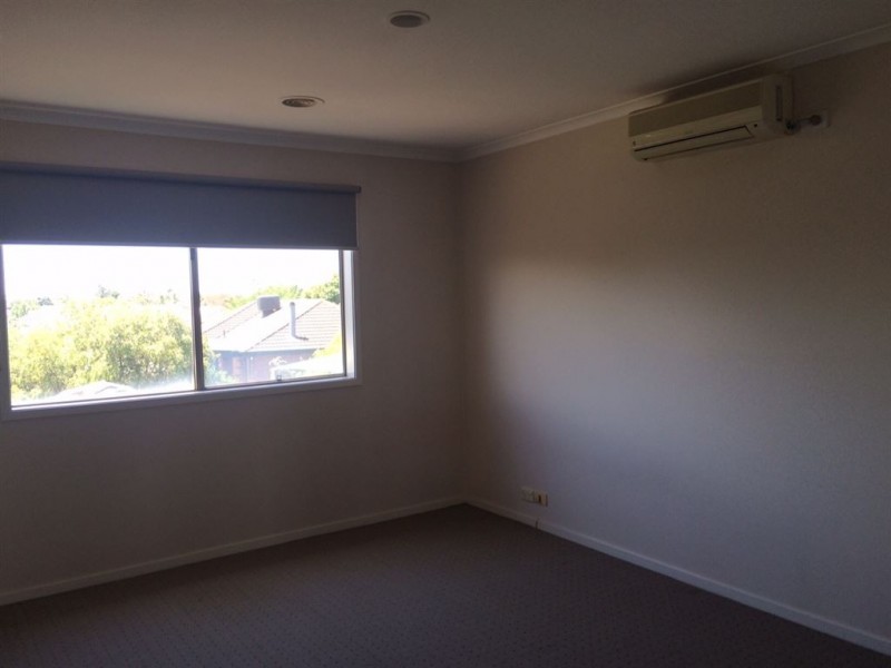 356 Heaths Road, Hoppers Crossing VIC 3029