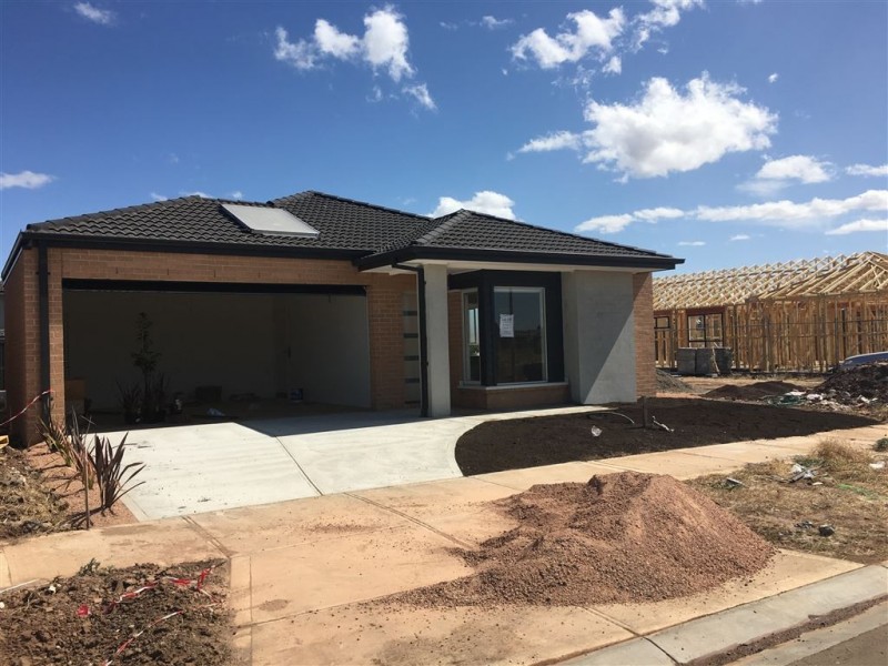 15 Larissa Street, Tarneit VIC 3029