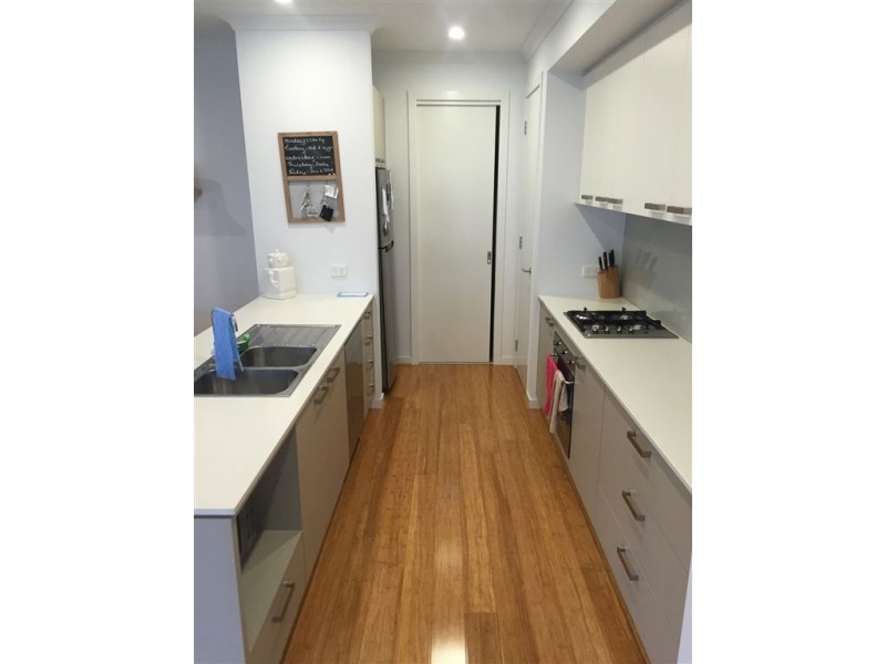 10 Crombie Lane, Point Cook VIC 3030