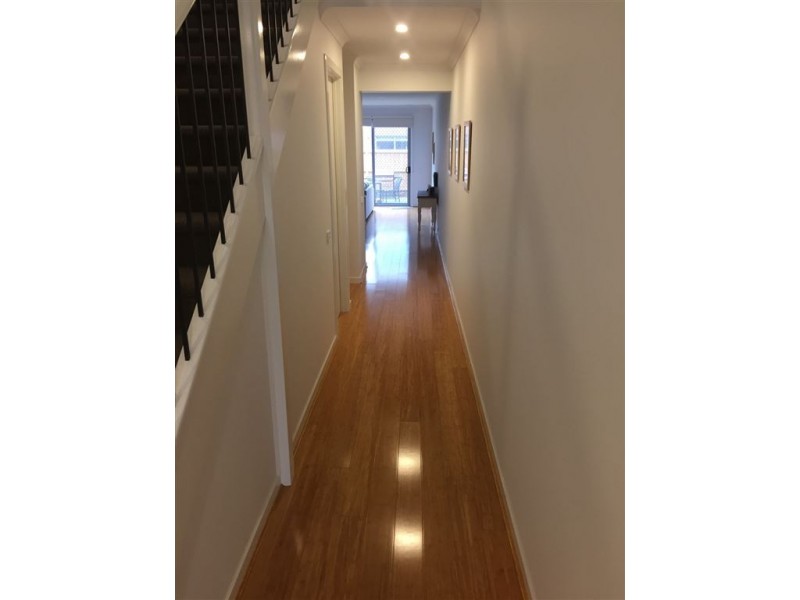 10 Crombie Lane, Point Cook VIC 3030