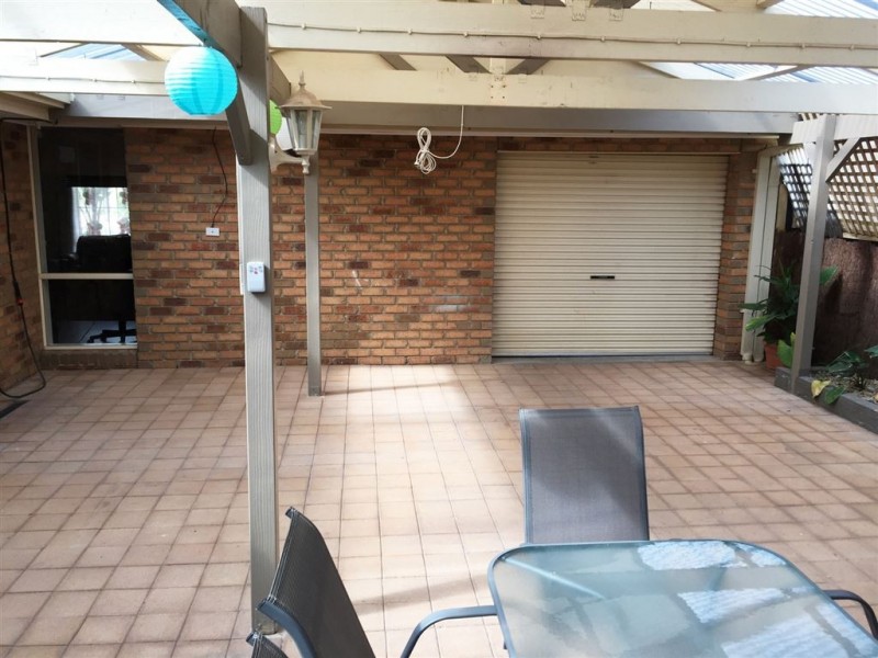 33 Alexandra Ave, Hoppers Crossing VIC 3029