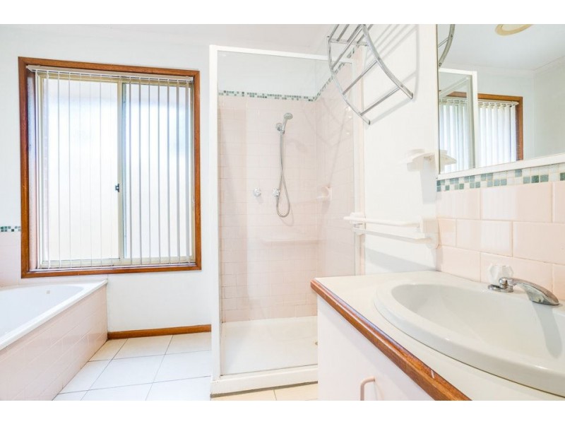 1 Amy Close, Hoppers Crossing VIC 3029