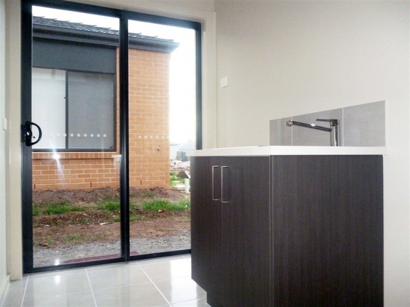 41 Terrene Terrace, Point Cook VIC 3030