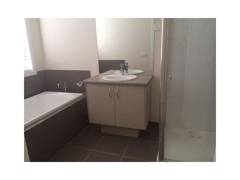 634 Eynesbury Road, Eynesbury VIC 3338