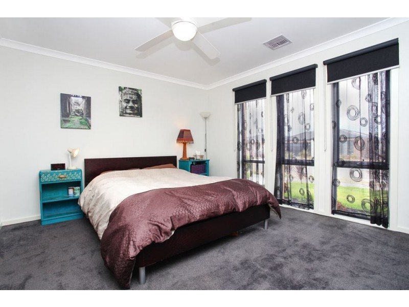 54 Chapman Drive, Wyndham Vale VIC 3024