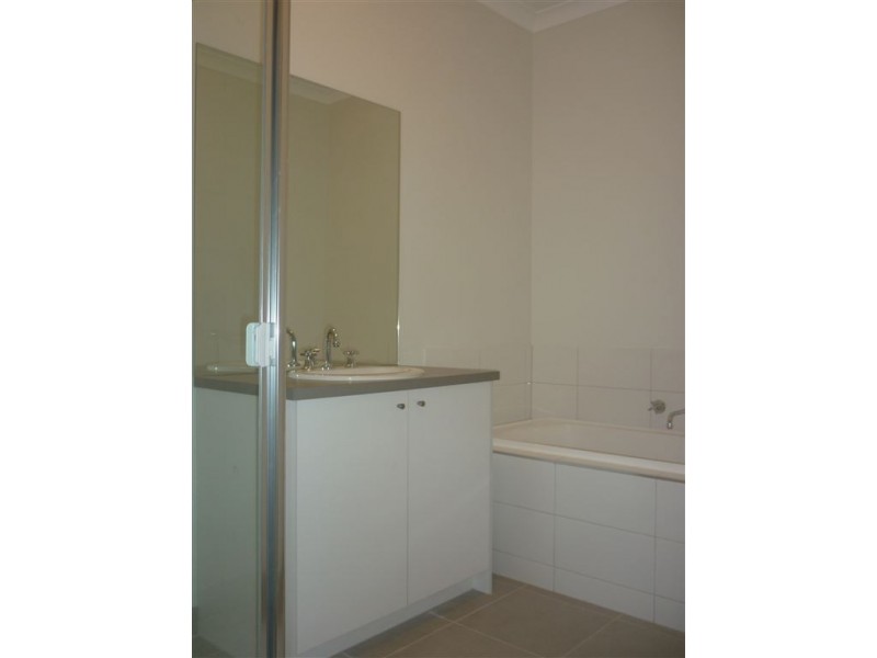 7/21 Seaford Circuit, Truganina VIC 3029