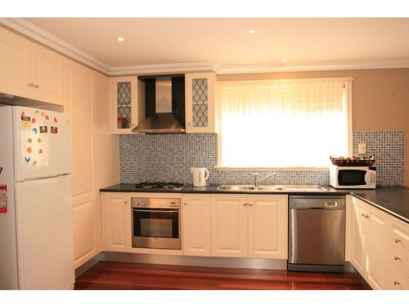 1/14 Rock Street, Werribee VIC 3030