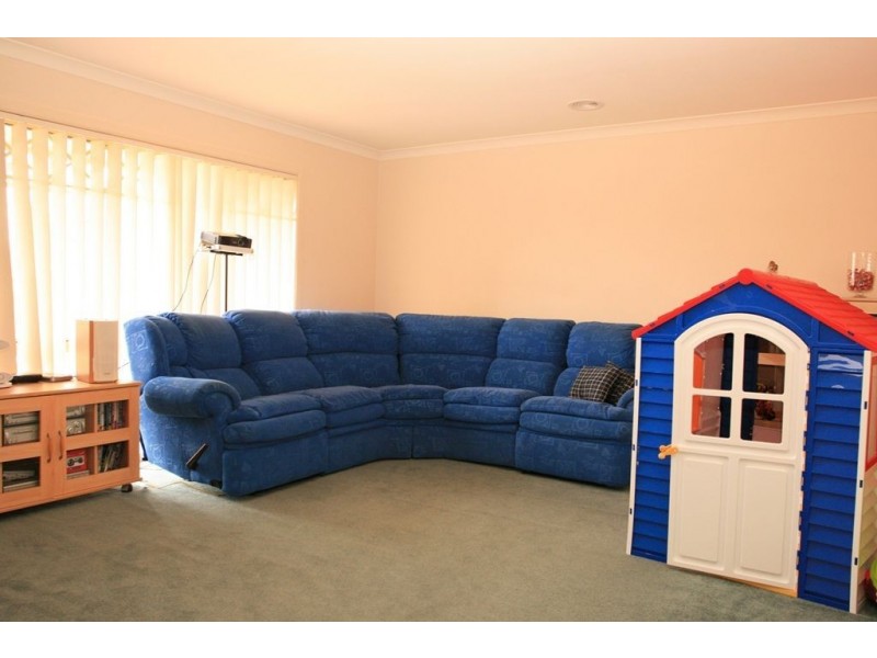 23 May Gibbs Circle, Point Cook VIC 3030