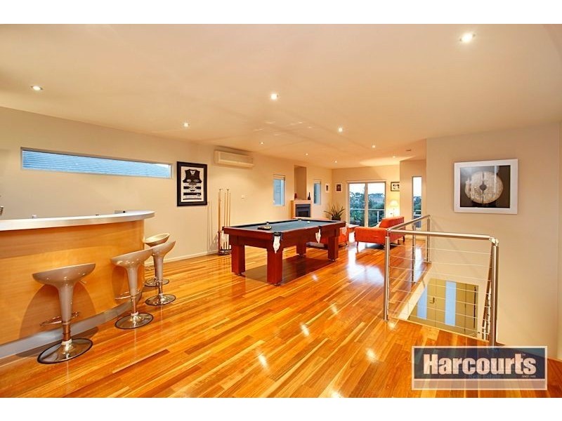 3 Lakeside Drive, Point Cook VIC 3030