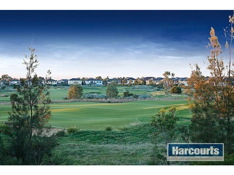 3 Lakeside Drive, Point Cook VIC 3030