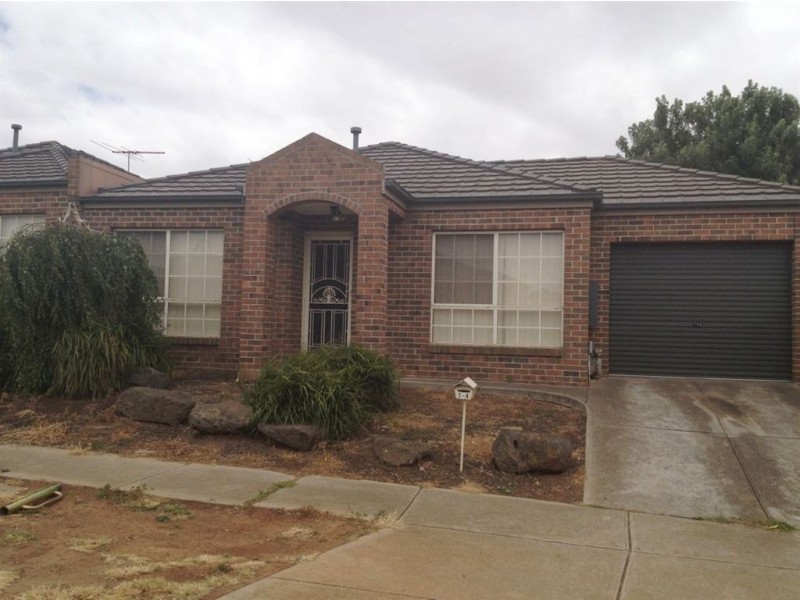 1/4 Albert Place, Hoppers Crossing VIC 3029