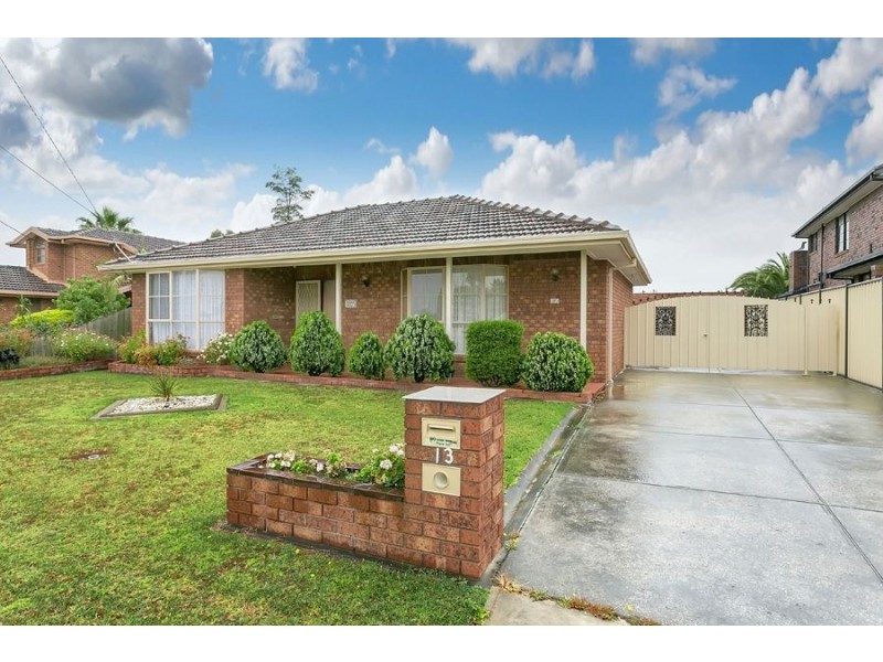 13 Fernwood Drive, Hoppers Crossing VIC 3029