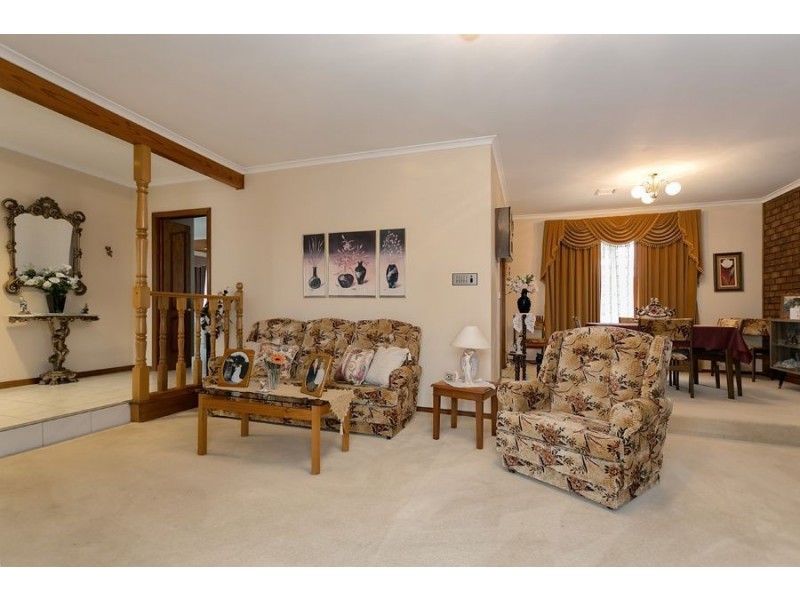 13 Fernwood Drive, Hoppers Crossing VIC 3029