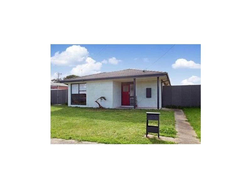 10 Malleehen Street, Werribee VIC 3030