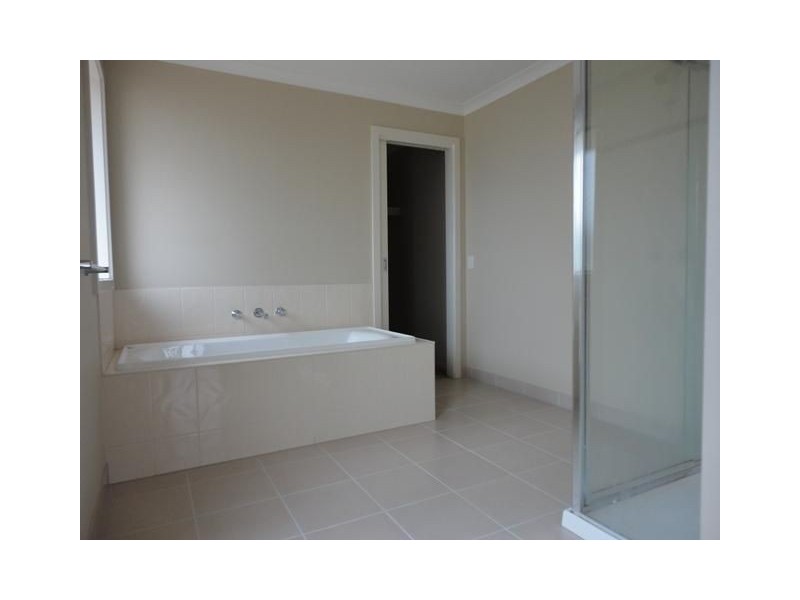 00 Waters Edge Cove, Point Cook VIC 3030