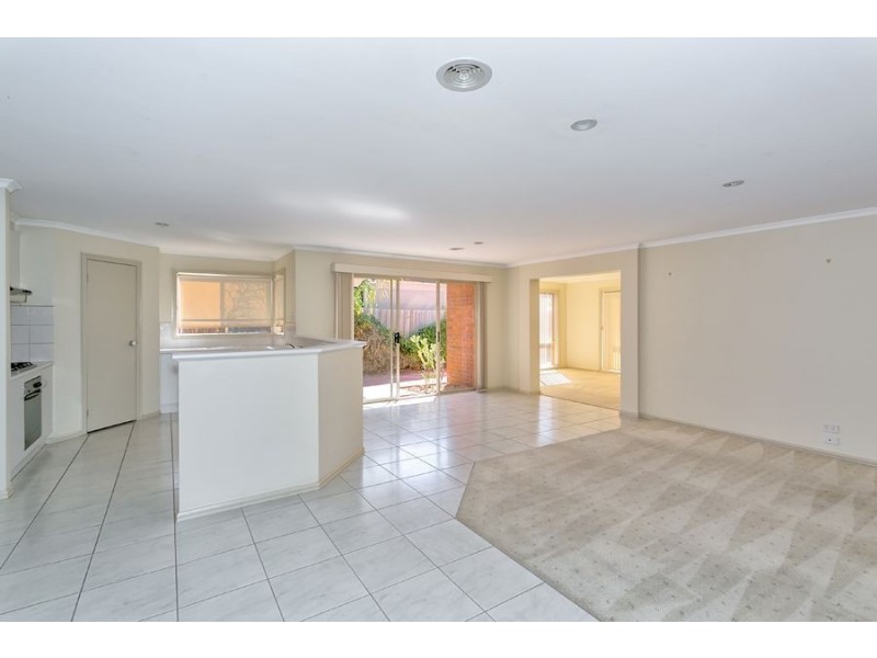 38 Tracey Street, Werribee VIC 3030