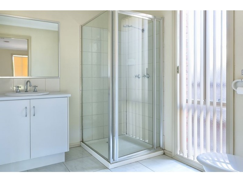 38 Tracey Street, Werribee VIC 3030