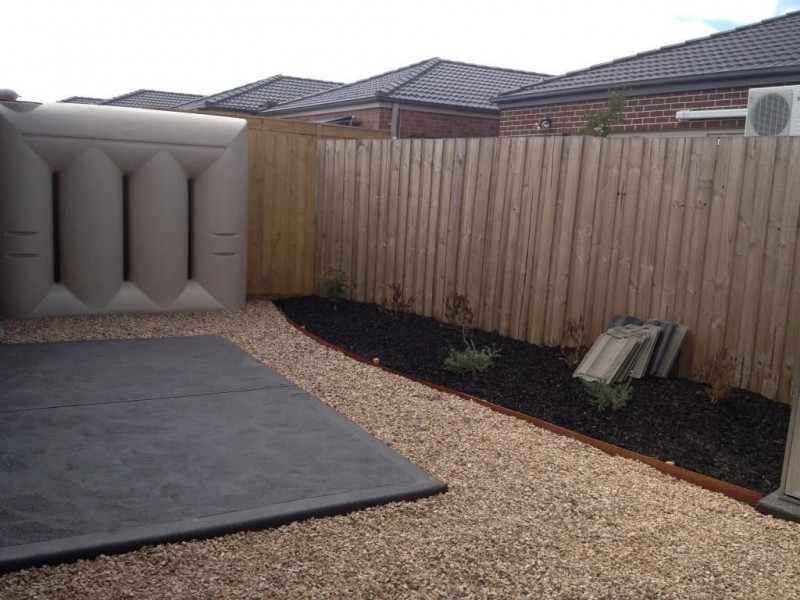 2/6 Bowerdbird Place, Truganina VIC 3029