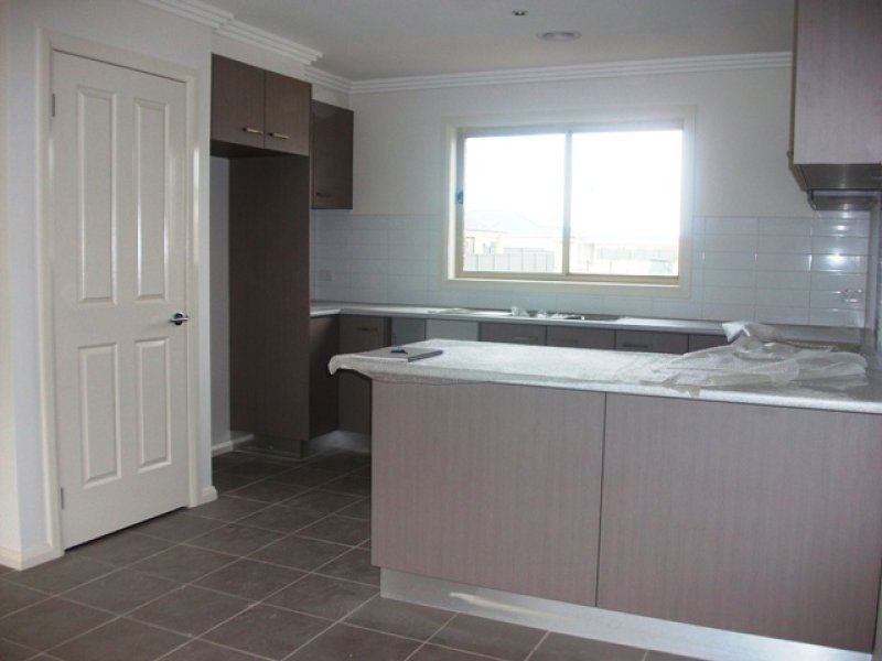 1 Carina Court, Point Cook VIC 3030