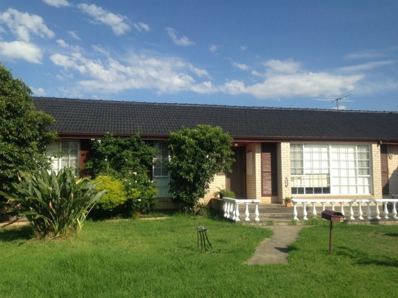 4 Powell Drive, Hoppers Crossing VIC 3029