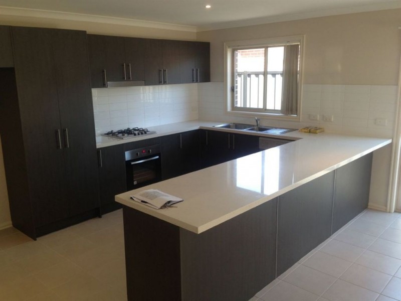 4 Palace Road, Point Cook VIC 3030