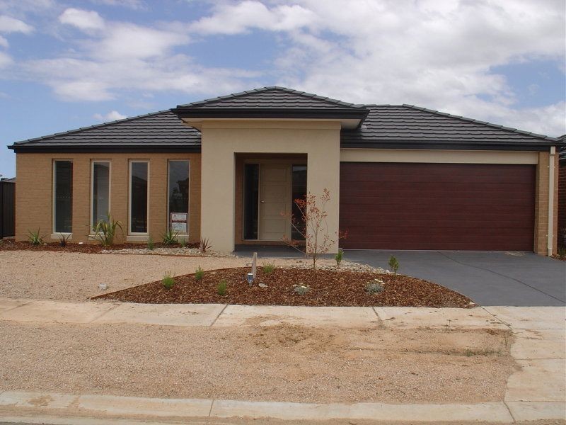 3 Bluejay Crescent, Tarneit VIC 3029