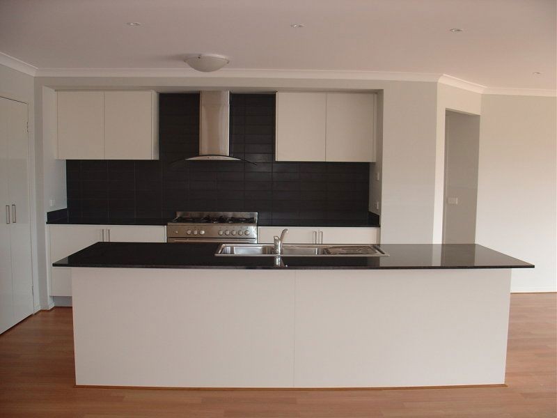 3 Bluejay Crescent, Tarneit VIC 3029