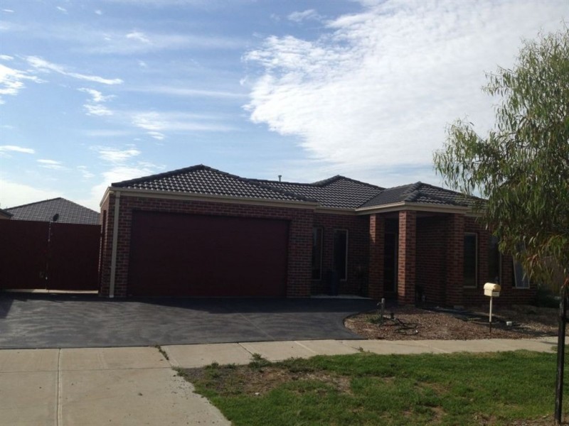 39 Camelot Drive, Tarneit VIC 3029