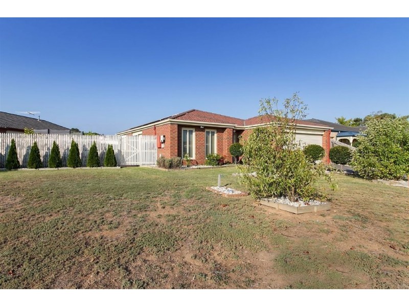 6 Cathy Street, Werribee VIC 3030