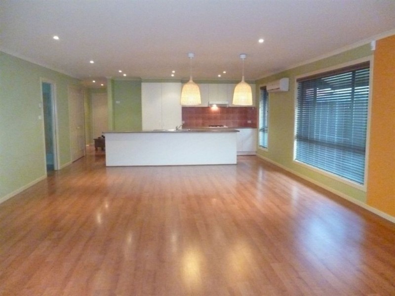 20 Malaga Street, Point Cook VIC 3030