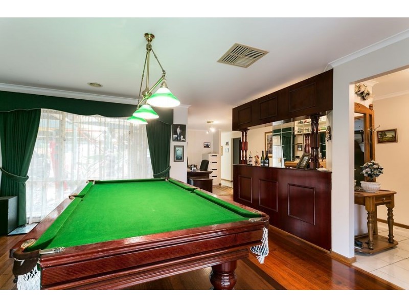 2 Hastings Avenue, Hoppers Crossing VIC 3029